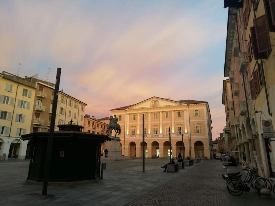 Prestigioso Attico A Passo Duomo By Revenue House Apartment Casale Monferrato Exterior photo