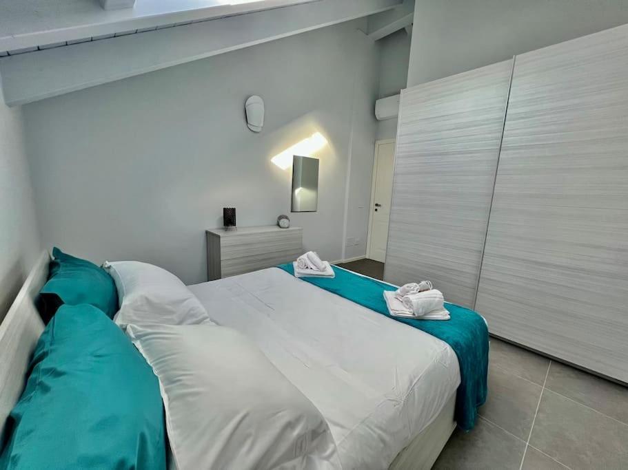 Prestigioso Attico A Passo Duomo By Revenue House Apartment Casale Monferrato Exterior photo